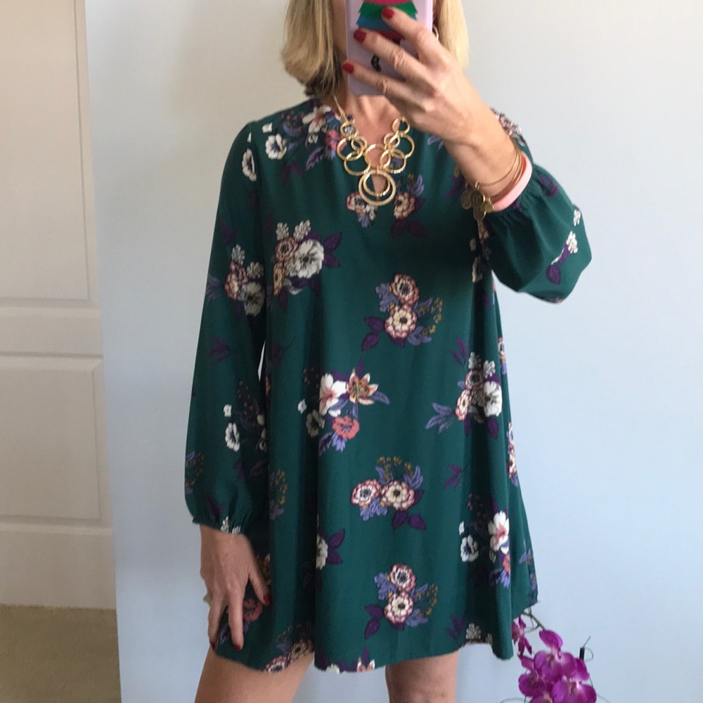 Green Floral Long Sleeve Tunic Dress - Picture 2 of 7